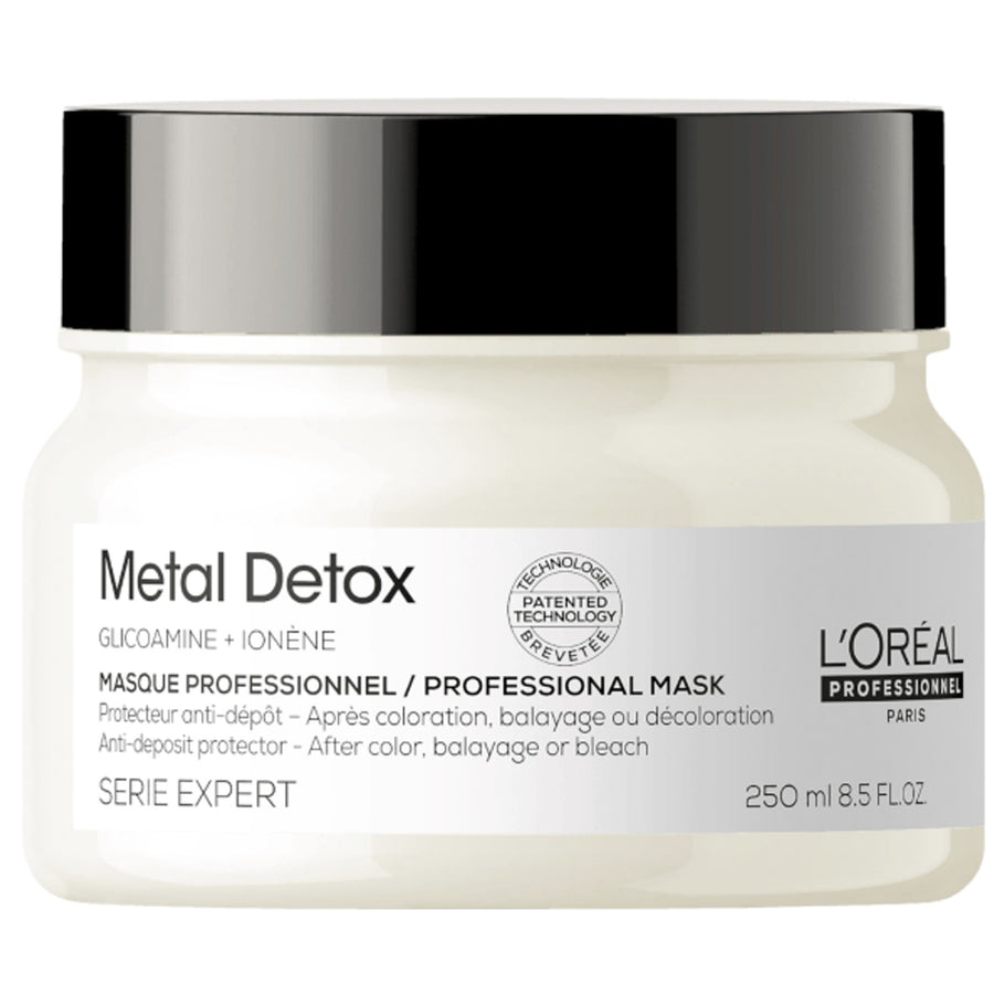 L'Oreal Metal Detox Professional Hair Mask features an anti-deposit protector, that protects the fiber from particle deposits after any colour treated hair, balayage or lightening service. It maintains color vibrancy with incense shine.