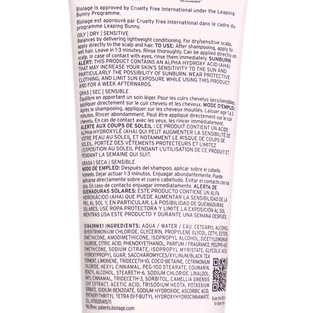 Biolage Scalp Sync Universal Conditioner infused micro-dosed with fermented tea and glycolic acid for lightweight conditioning and a balanced scalp.
