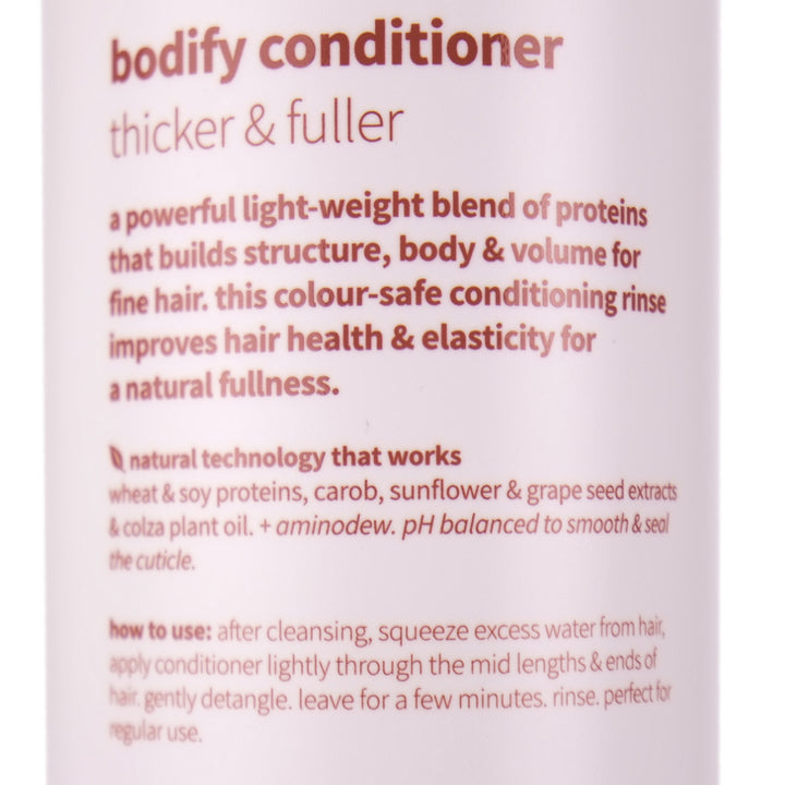 CPR Volume Bodify Lite Conditioning Rinse 900ml helps to add volume, body and bounce to fine, limp hair with this botanical enriched, lightweight conditioning rinse that is silicone and paraben fre
