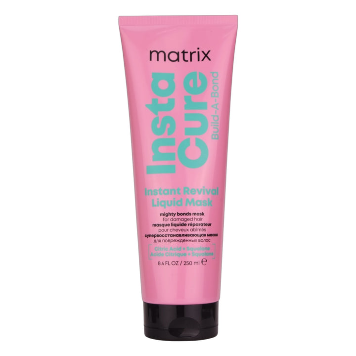 Matrix InstaCure Build-A-Bond Liquid Mask 250ml is a powerful hair treatment infused with citric acid and squalane to strengthen hair from the inside out.