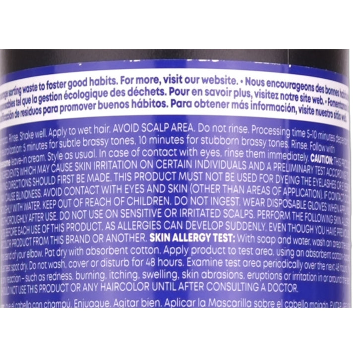 Matrix Brass Off Neutralization Hair Mask is a colour depositing formula that neutralises brassy tones for Brunettes.