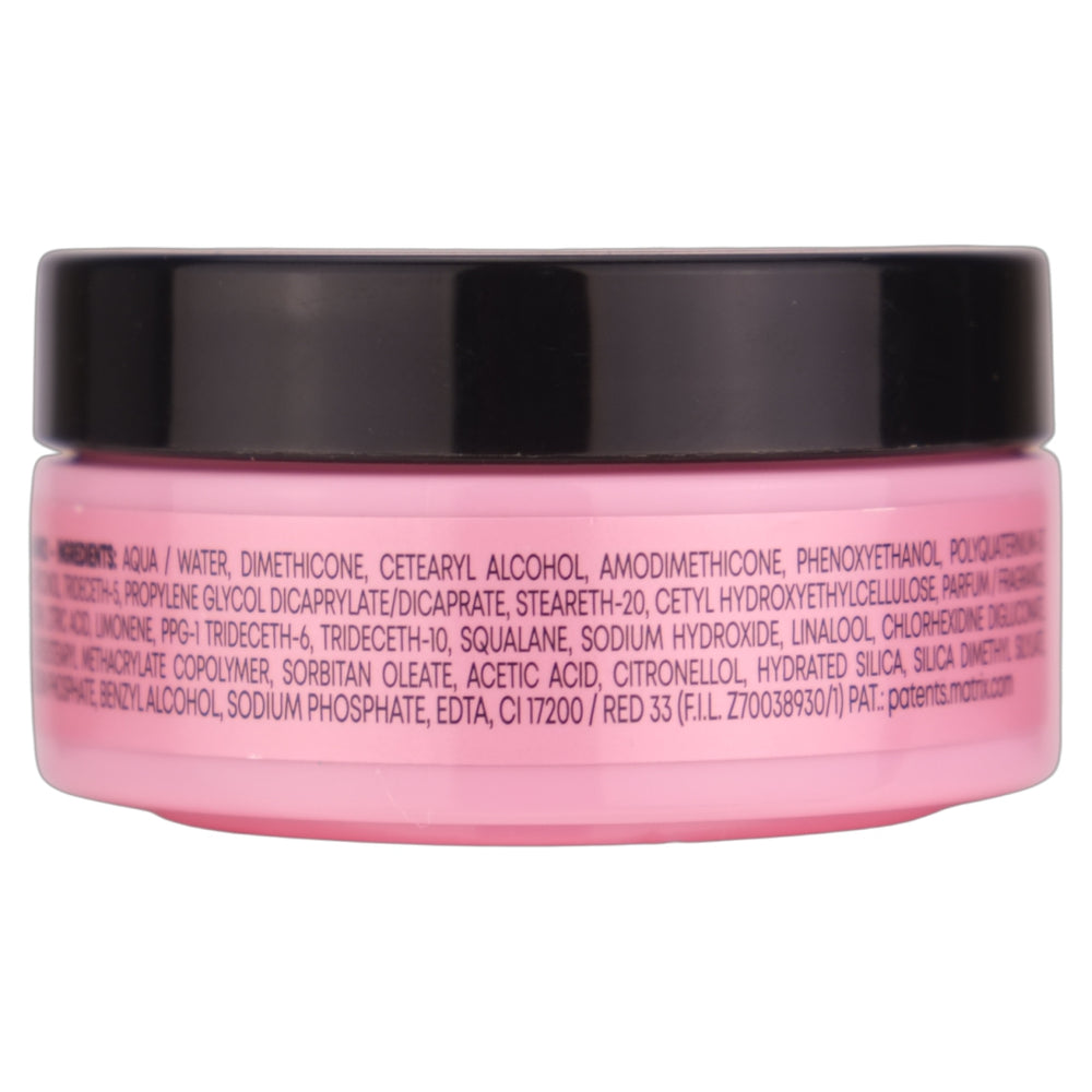 Matrix InstaCure Build-A-Bond Leave-In Balm is a super sealing Leave-In Balm that is infused with citric acid & squalane to strengthen hair from the inside out.