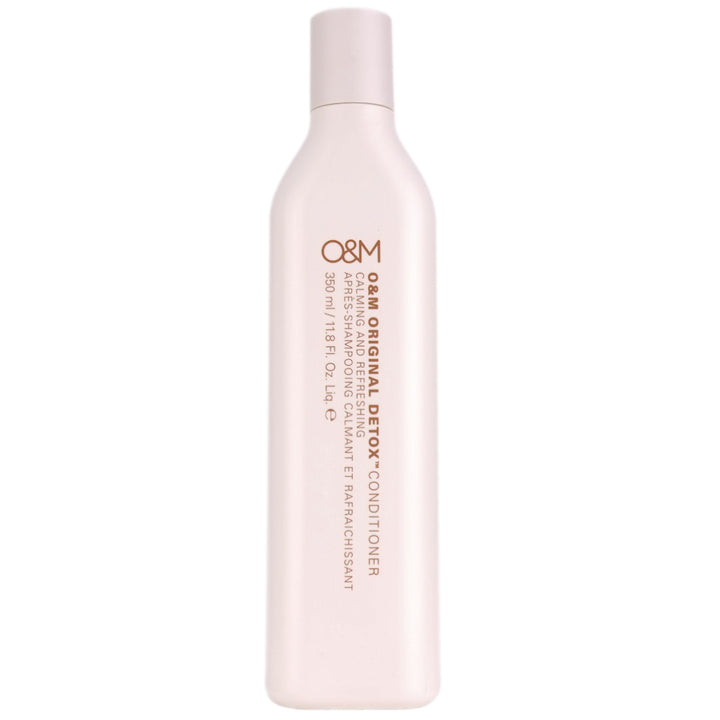 O&amp;M Original Detox Conditioner is a softening lightweight conditioner with peppermint oil and ginger root to help soothe and refresh the scalp.