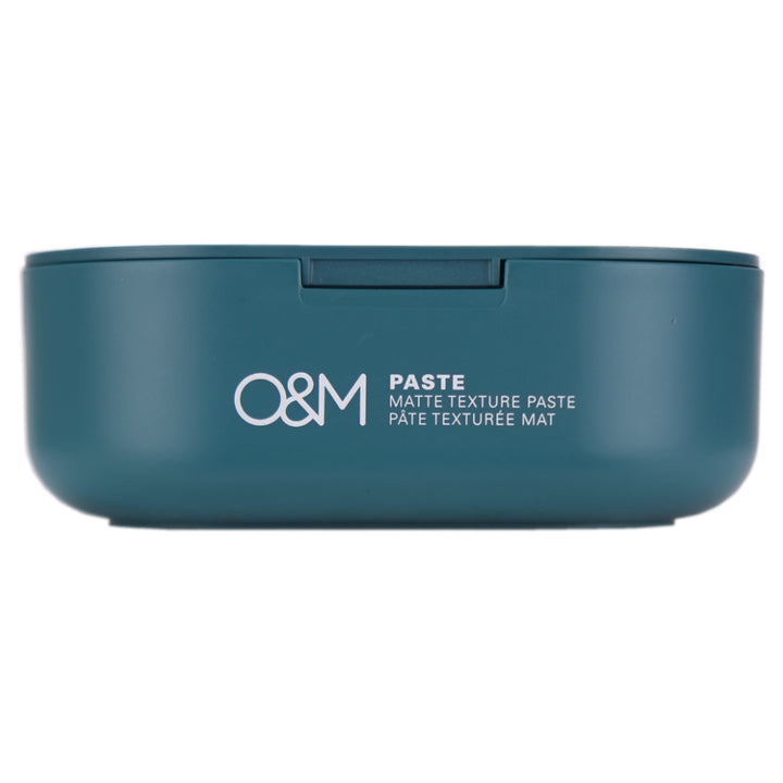 O&M Paste creates texture hold and helps maintain height and definition with an ultra-matte finish