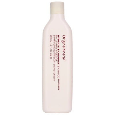 O&M Hydrate & Conquer Shampoo provides your hair with a daily dose of hydration.